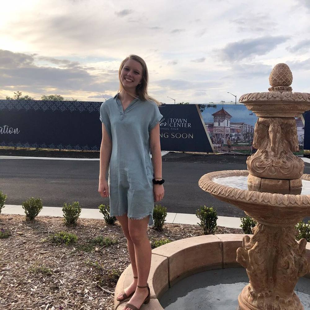 Meet your Posher, Caroline